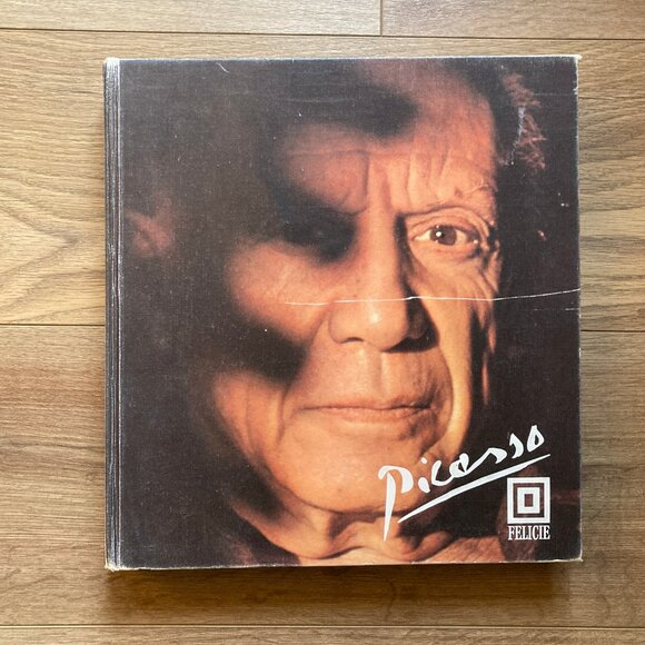 PICASSO 1st Ed. Hardcover Book, Printed by Felicie 1974, Illustrated in France - Picture 1 of 7